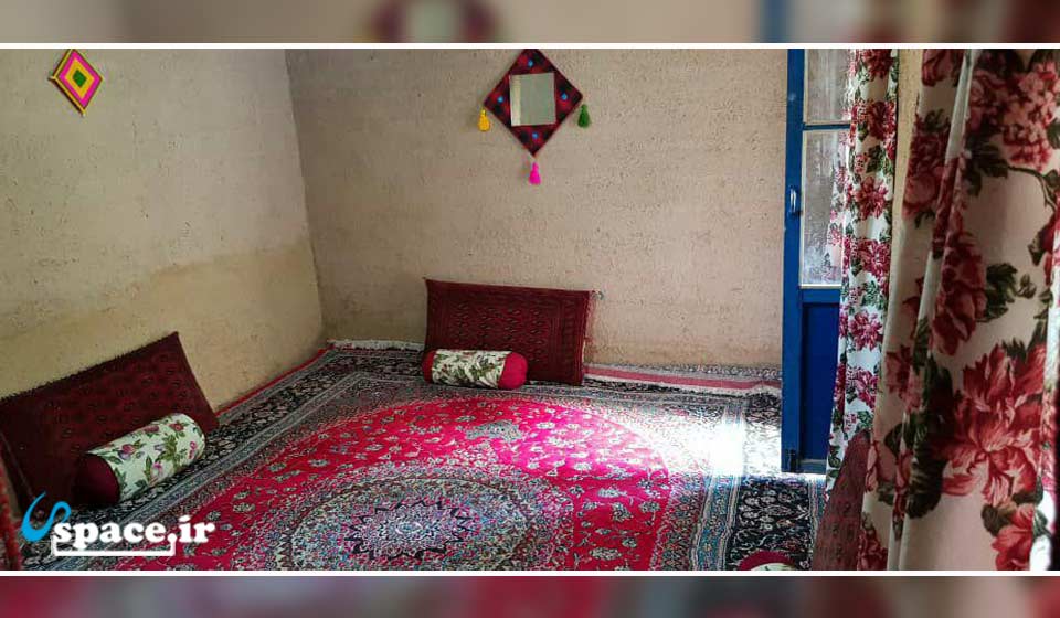 اتاق سنتی و زیبای اقامتگاه بوم گردی ماهی بازان - خرم آباد - روستای تنگ شبیخون