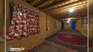 نمایی از اتاق سنتی و زیبای اقامتگاه بوم گردی ماهی بازان - خرم آباد - روستای تنگ شبیخون